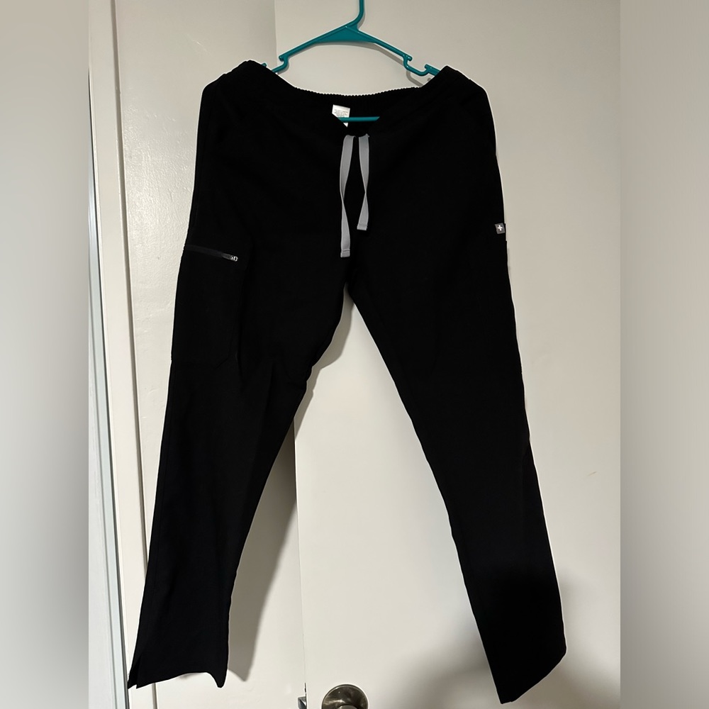 Figs Scrub Pants Black Yola Skinny